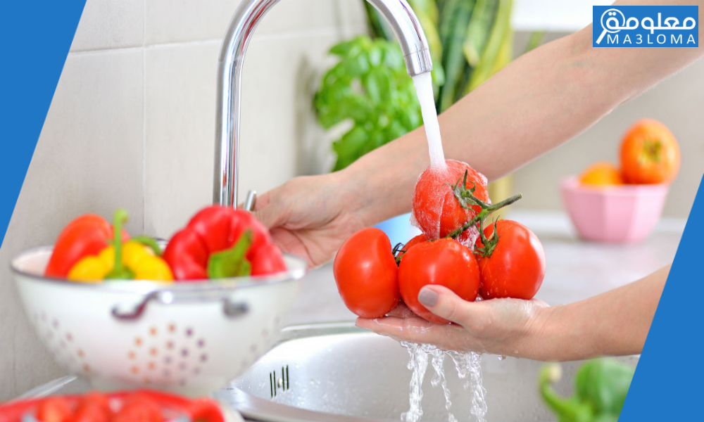 لترشيد استهلاك الماء عند غسل الخضروات يفضل غسلها تحت الماء الجاري